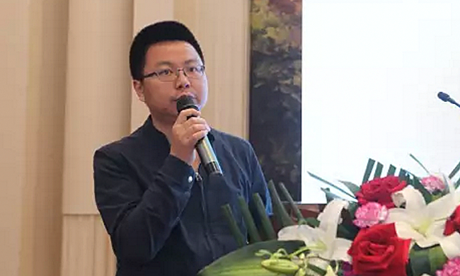 在“2017吉林省智慧政务建设与服务创新论坛暨‘互联网+政务服务’建设研讨会”上，沙巴SB体育研究院院长唐鹏以《IP时代的政务公开发展格局》为主题发表演讲。