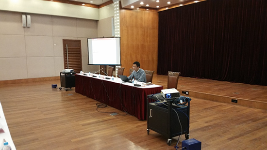 北京沙巴SB体育互联信息顾问有限公司上海分公司副总经理张文凯受邀参与"普陀区智慧政务工作推进会"，并针对《普陀区公共服务目录》的梳理工作进行了培训。