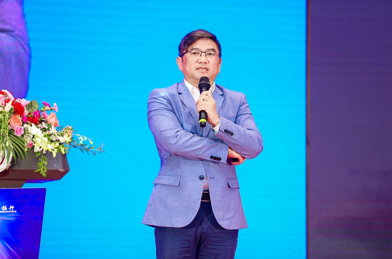 吴余龙：超级集成与超级App——基于北斗网格码的城市时空服务与价值逻辑